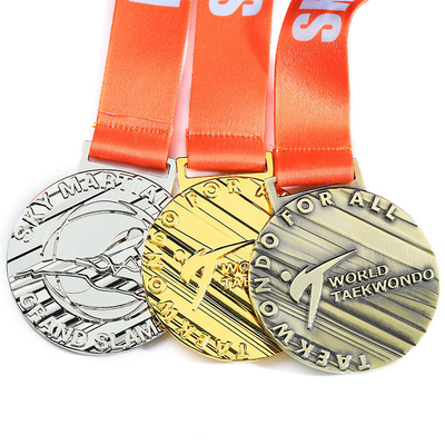 맞춘 금속 스포츠 메달을 운영하는 OEM 아연 합금 3D 금상 마라톤