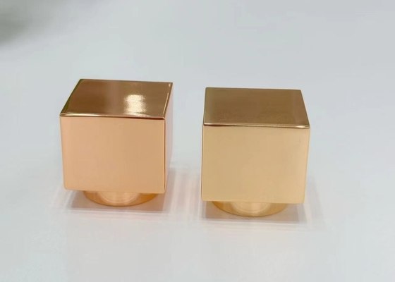 주문 고품질의 아연 합금으로 된 프리미엄 자마크 제곱 모양 금속 향수 뚜?? online manufacture