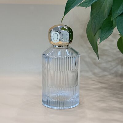 주문 China Popular Factory Perfume Cover Unique Zamak Perfume Caps Glass Bottle Set 30ml 50ml Frosted Transparent Lids online manufacture